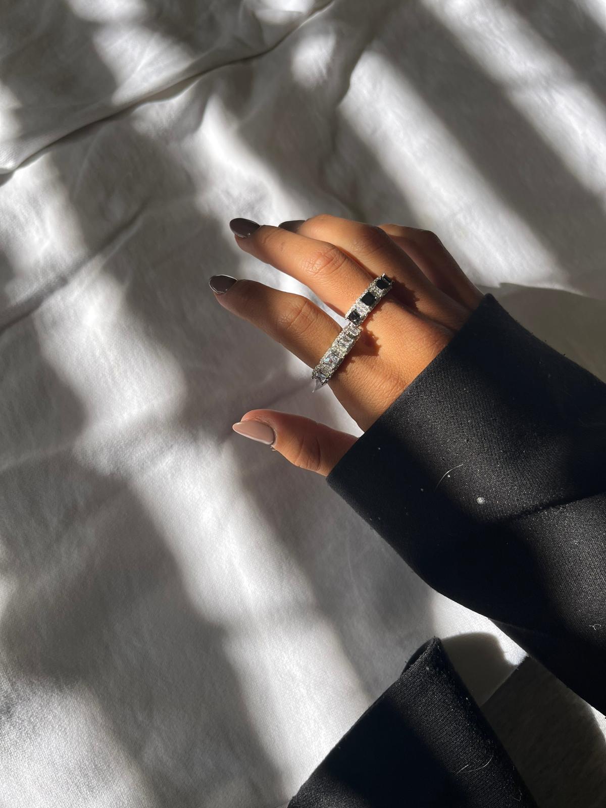 טבעת דגם ווניש