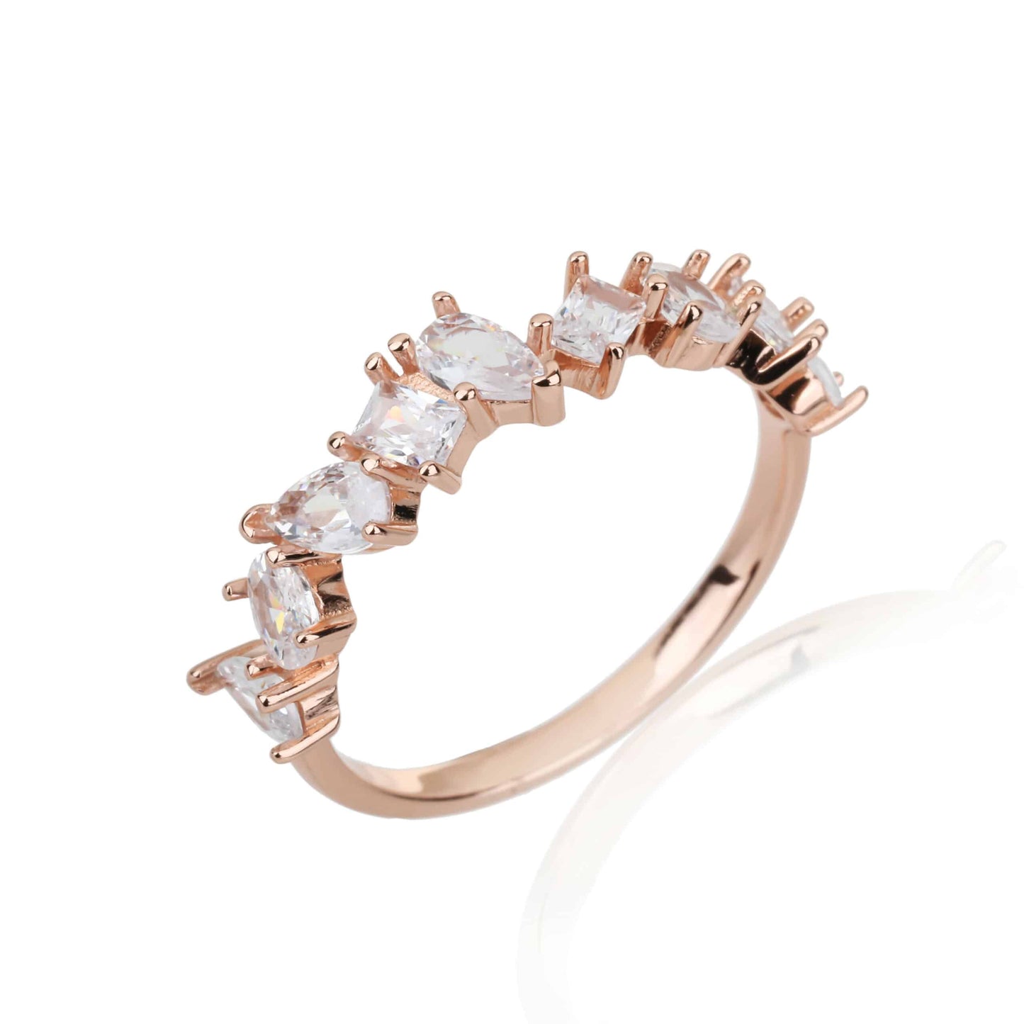 טבעת דגם מיכל